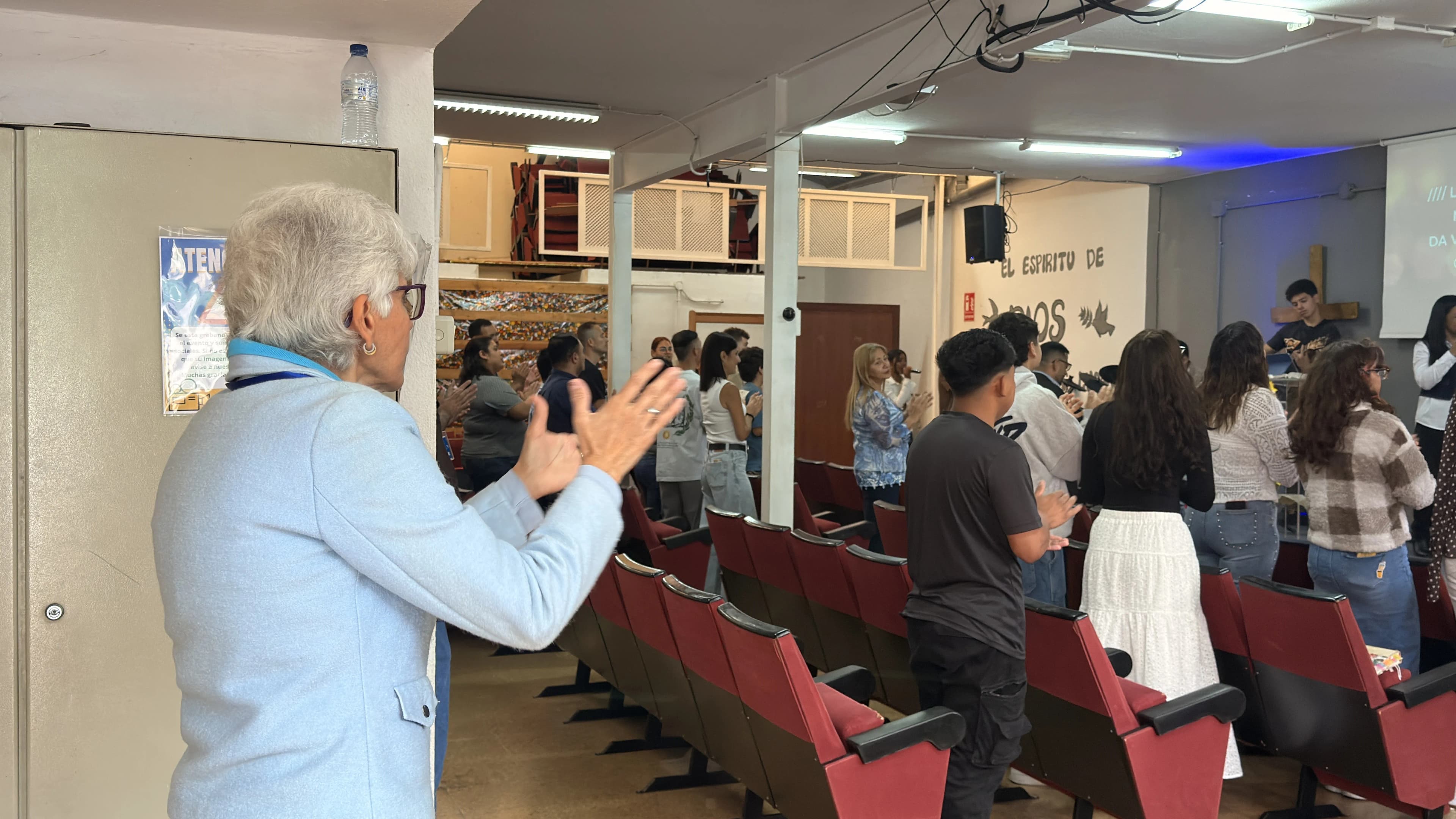 Bienvenida en la iglesia